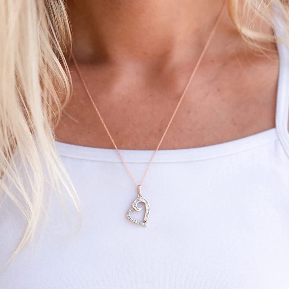 🖤Beautiful Heart Pendent Necklace